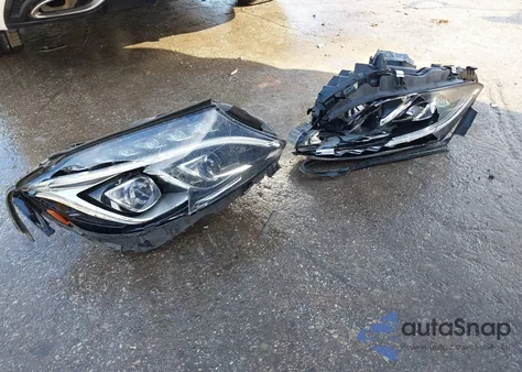 2017 Mercedes-Benz C 300 4Matic/Luxury 4Matic/Sport 4Matic из США, поврежденный, VIN 55SWF4KB7HU195685